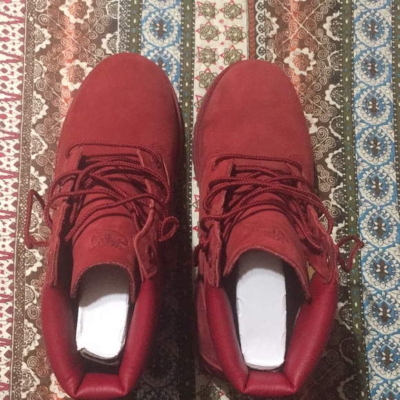 Timberland premium 6 in boot. 5.5 in Juniors. - Picture 3 of 5